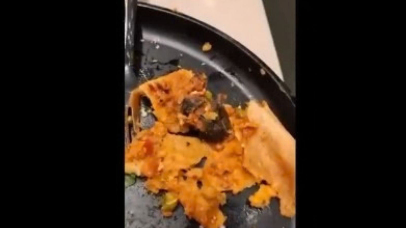 'Rat' in dosa: When a food complaint could set Mundhe into controversy; extortion call, sisters arrested
